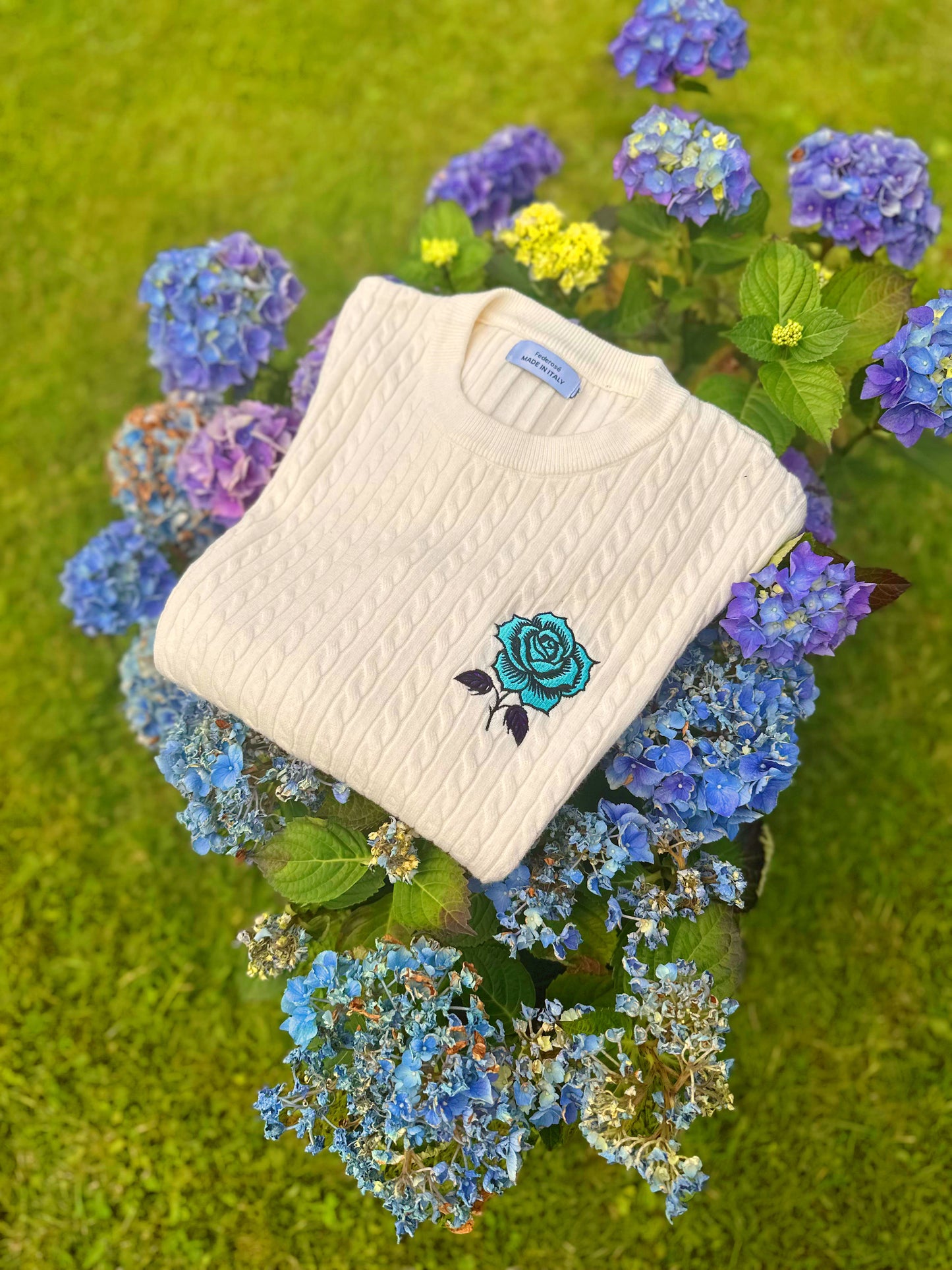 Veloria (Limited Editon)